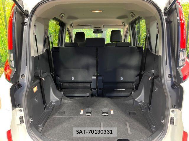 Toyota SIENTA 2023-09 6753309-10