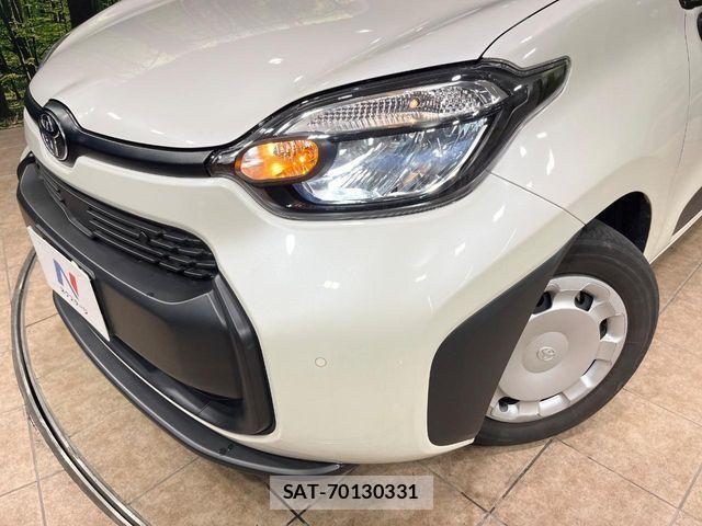 Toyota SIENTA 2023-09 6753309-12