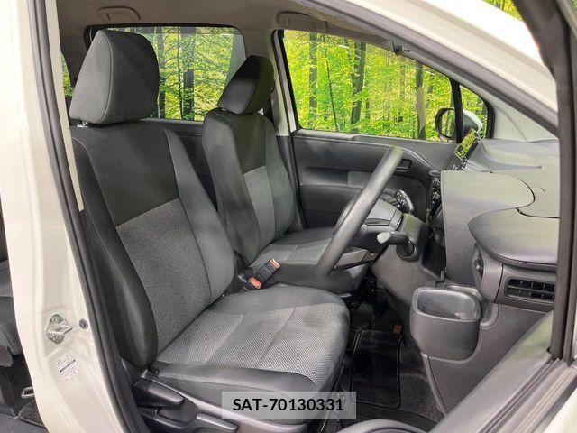 Toyota SIENTA 2023-09 6753309-7