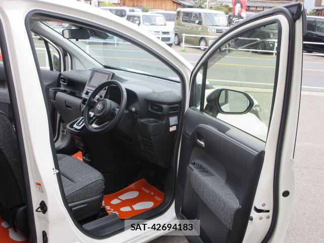 Toyota SIENTA 2022-11 6753316-14