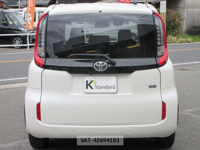Toyota SIENTA 2022-11 6753316-2