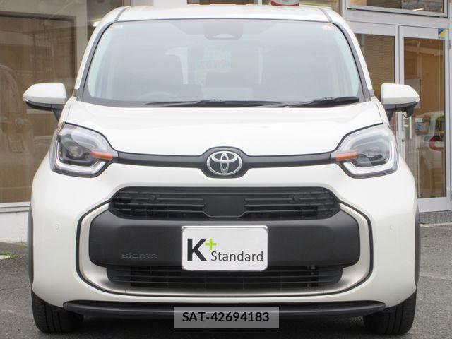 Toyota SIENTA 2022-11 6753316-3