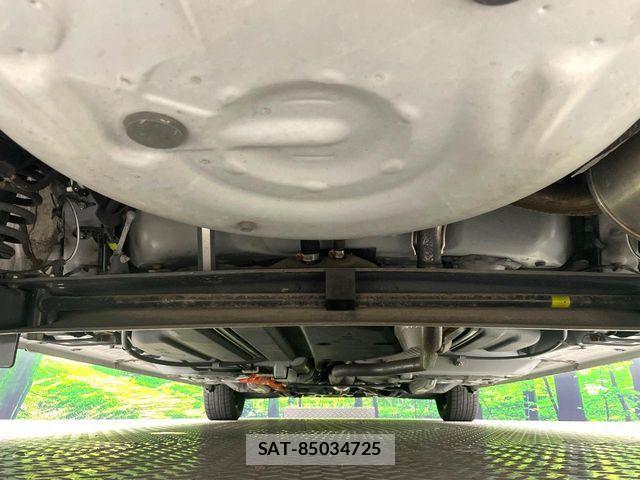 Toyota SIENTA 2018-11 6817285-18