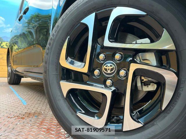 Toyota SIENTA 2024-10 6817261-12