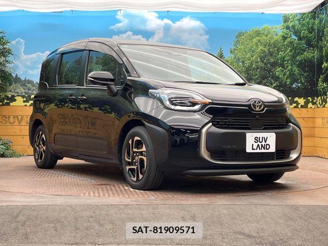Toyota SIENTA 2024-10 6817261-15