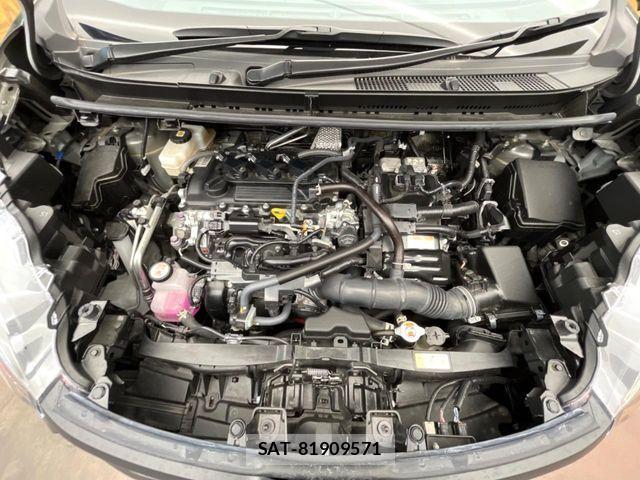 Toyota SIENTA 2024-10 6817261-17