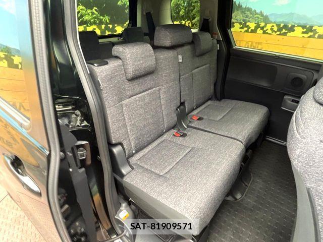 Toyota SIENTA 2024-10 6817261-7