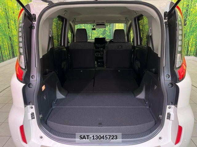 Toyota SIENTA 2022-11 6817263-9