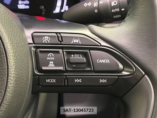 Toyota SIENTA 2022-11 6817263-6
