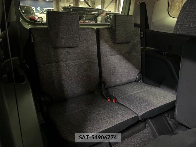 Toyota SIENTA 2026-02 6817260-9