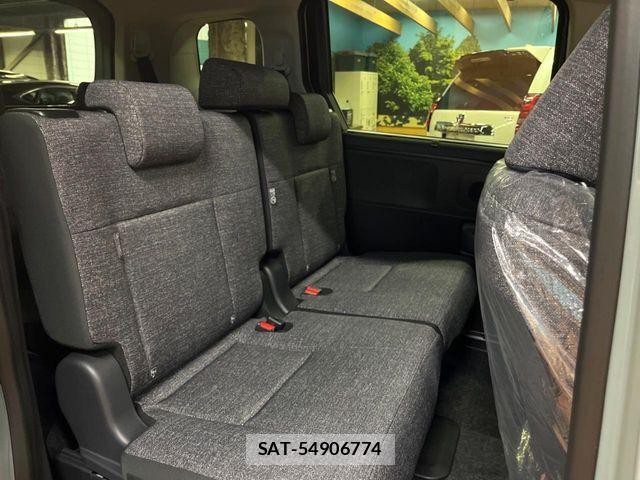Toyota SIENTA 2026-02 6817260-8