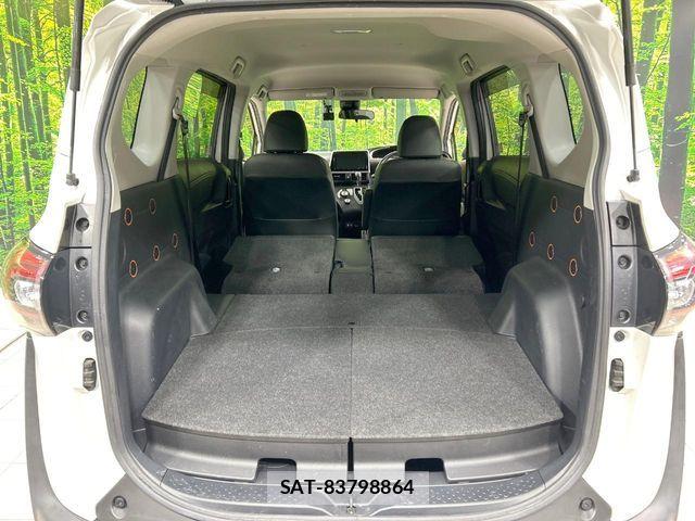 Toyota SIENTA 2021-02 6817264-9