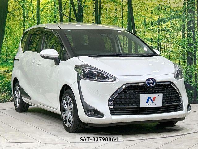 Toyota SIENTA 2021-02 6817264-15