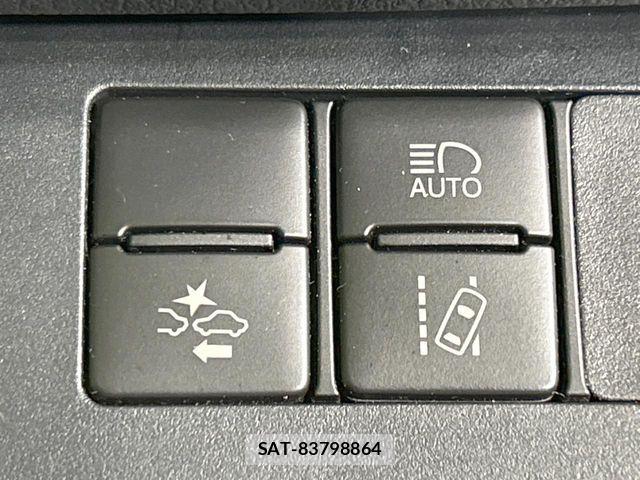 Toyota SIENTA 2021-02 6817264-4