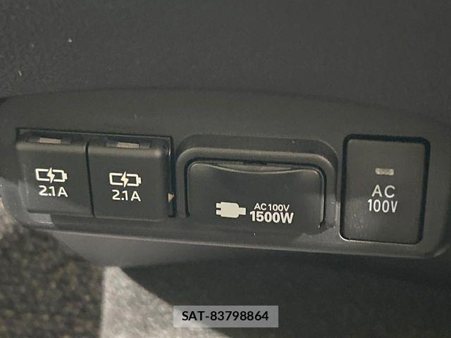Toyota SIENTA 2021-02 6817264-6
