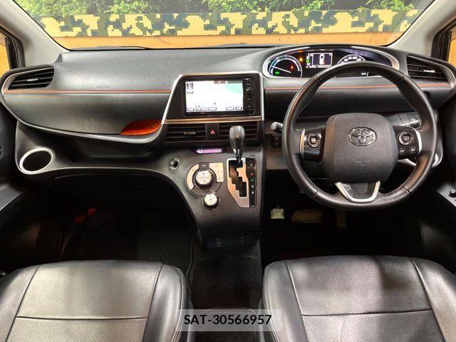 Toyota SIENTA 2015-09 6817281-1