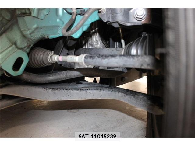 Toyota SIENTA 2019-03 6817287-19