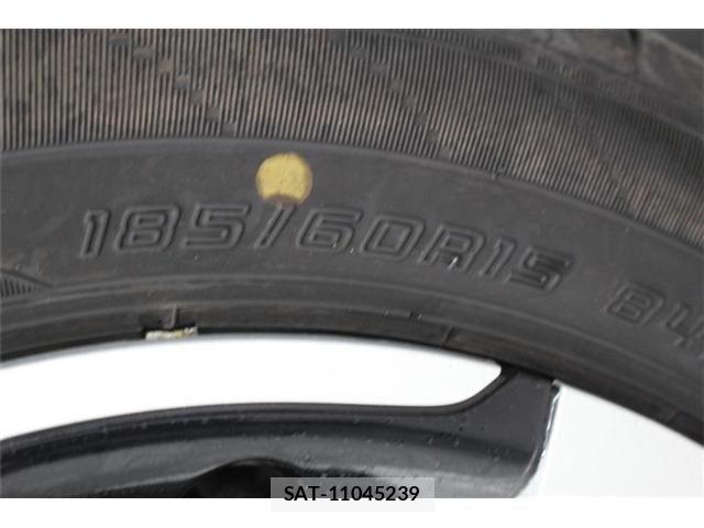 Toyota SIENTA 2019-03 6817287-21