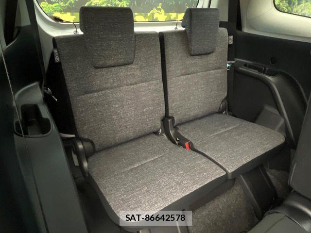 Toyota SIENTA 2026-04 6817259-9