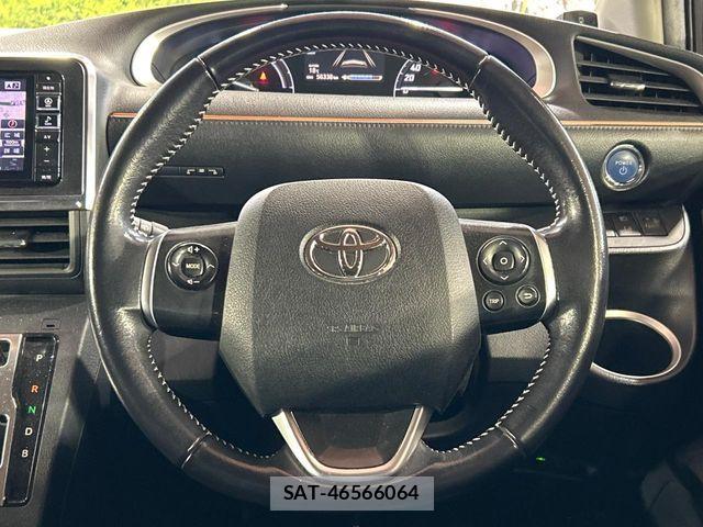 Toyota SIENTA 2016-09 6817283-11