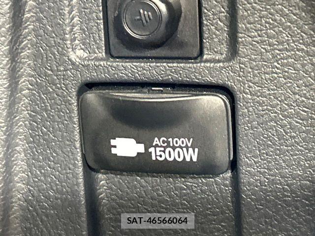 Toyota SIENTA 2016-09 6817283-6