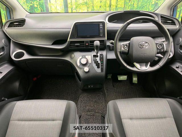 Toyota SIENTA 2021-11 6817269-1
