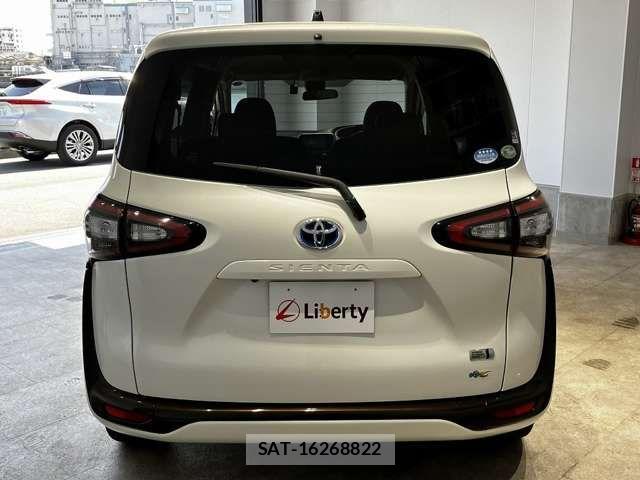 Toyota SIENTA 2016-02 6912733-13