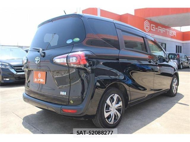 Toyota SIENTA 2021-03 6912734-11