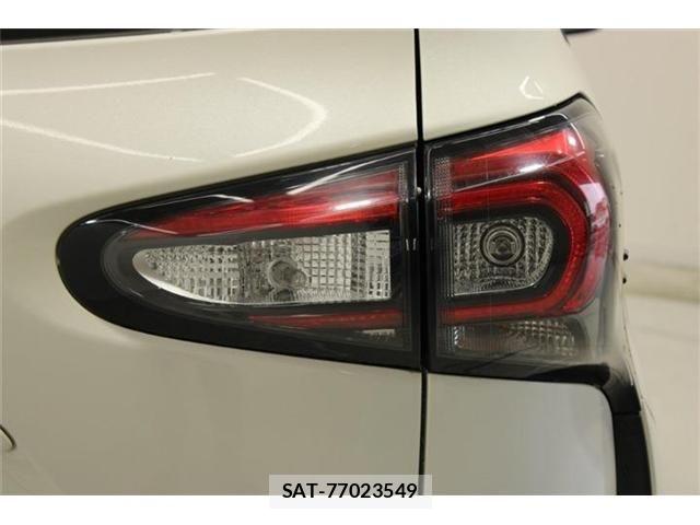 Toyota SIENTA 2019-02 6912746-18