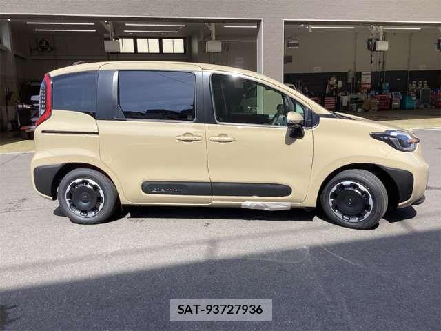 Toyota SIENTA 2026-01 6912690-10
