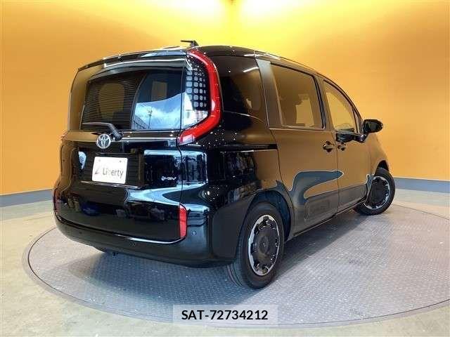 Toyota SIENTA 2025-01 6912706-9