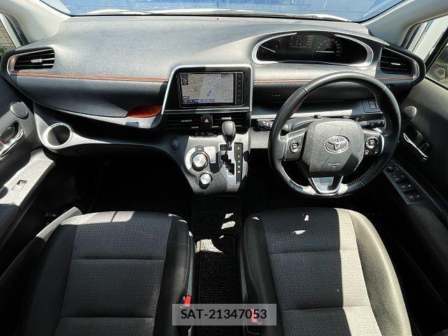 Toyota SIENTA 2019-08 6912737-1