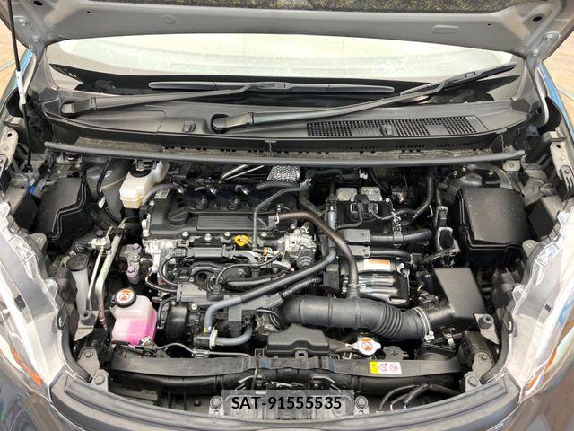 Toyota SIENTA 2024-12 6912716-17