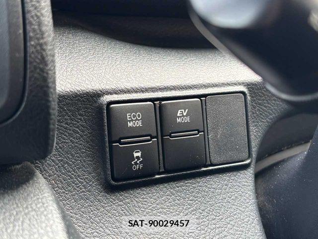Toyota SIENTA 2019-04 6912738-12