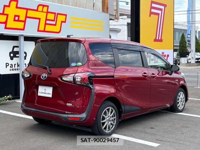 Toyota SIENTA 2019-04 6912738-26