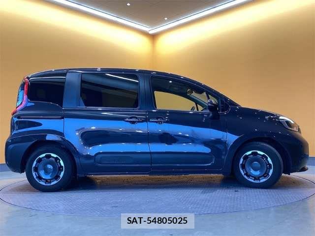 Toyota SIENTA 2024-06 6912709-11