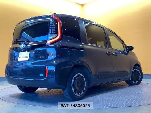Toyota SIENTA 2024-06 6912709-12