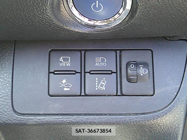 Toyota SIENTA 2022-06 6912727-15