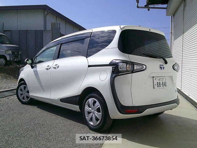 Toyota SIENTA 2022-06 6912727-3