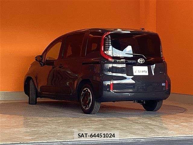 Toyota SIENTA 2025-09 6912700-13