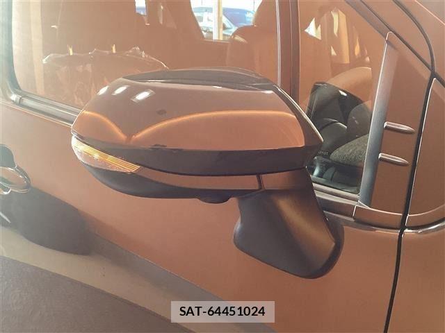 Toyota SIENTA 2025-09 6912700-17
