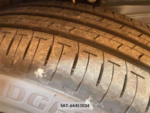 Toyota SIENTA 2025-09 6912700-18