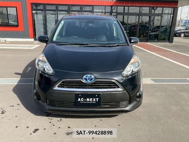 Toyota SIENTA 2017-03 6912739-13