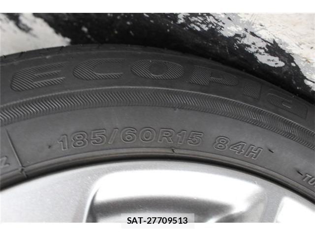 Toyota SIENTA 2021-02 6912735-21