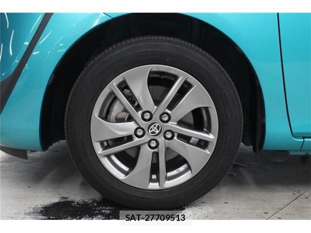 Toyota SIENTA 2021-02 6912735-23