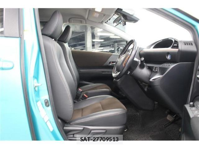 Toyota SIENTA 2021-02 6912735-28