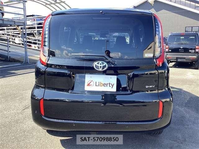 Toyota SIENTA 2025-01 6912704-9