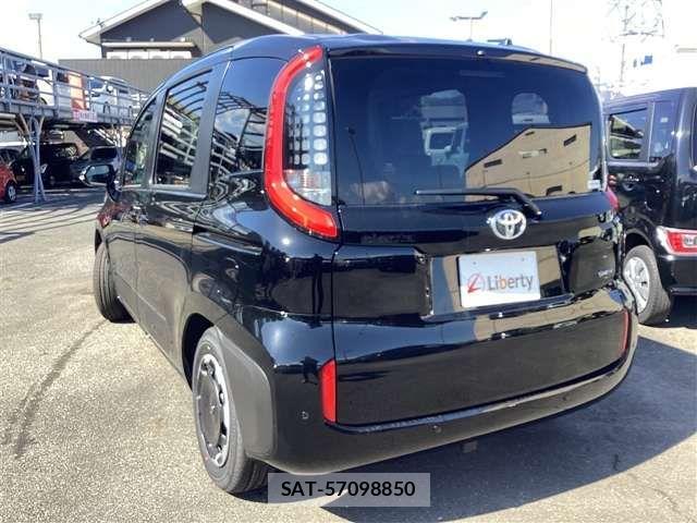 Toyota SIENTA 2025-01 6912704-10