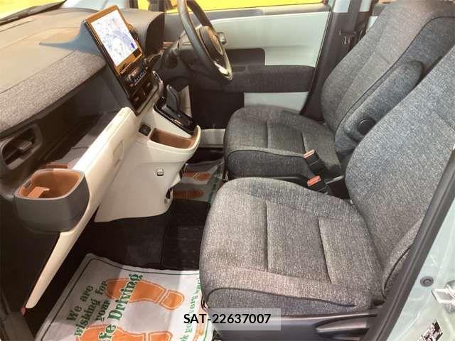 Toyota SIENTA 2024-05 6912713-17