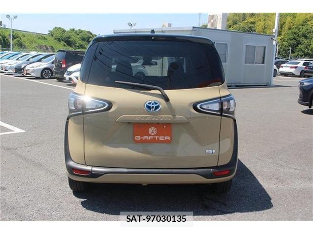 Toyota SIENTA 2018-11 6912744-10